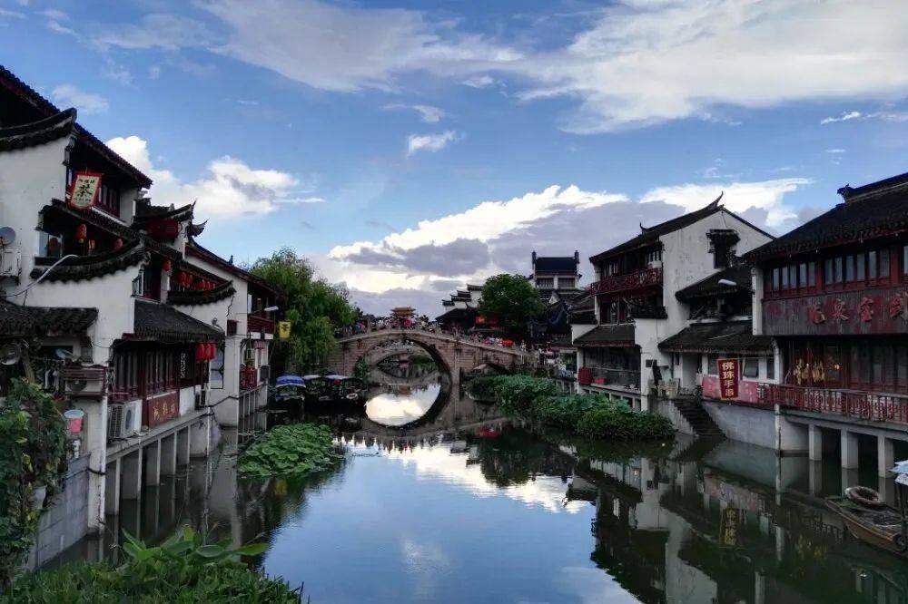 悲伤兔大冒险